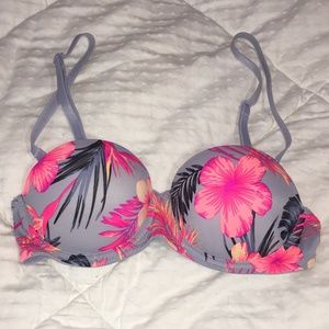 Victoria’s Secret Pink Wear Everywhere Push-Up Bra